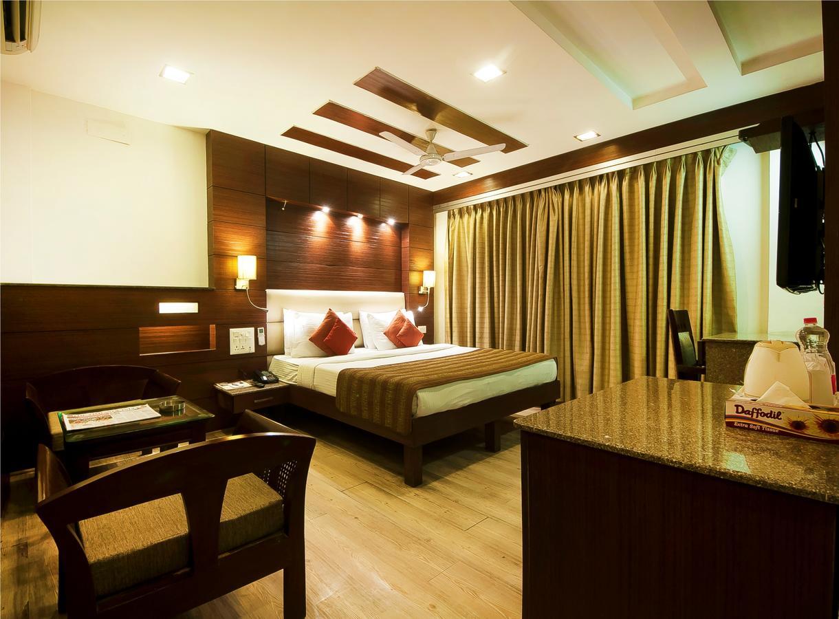 Hotel Amaltas International - Delhi-16 New Delhi Exterior photo