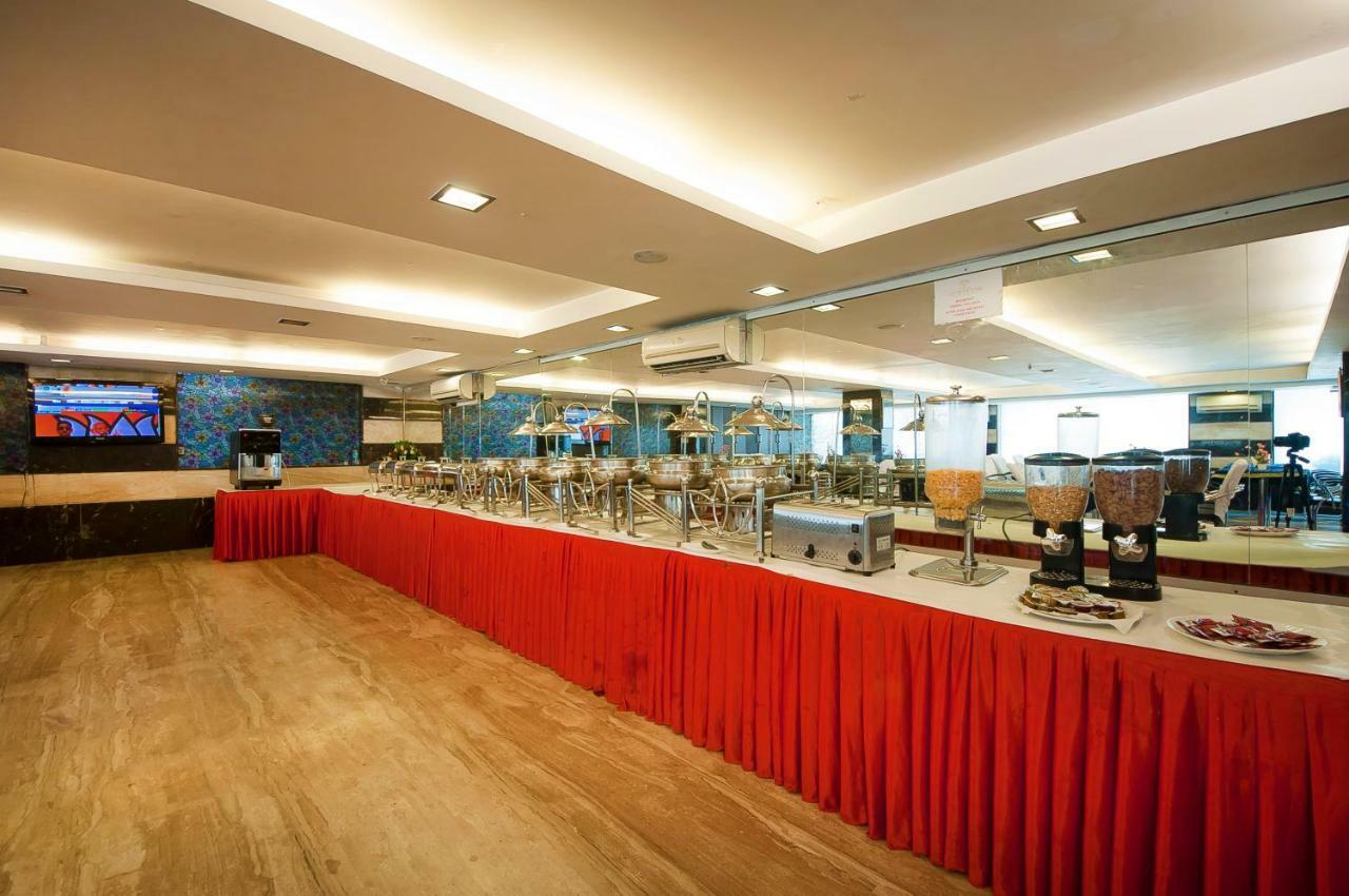 Hotel Amaltas International - Delhi-16 New Delhi Exterior photo